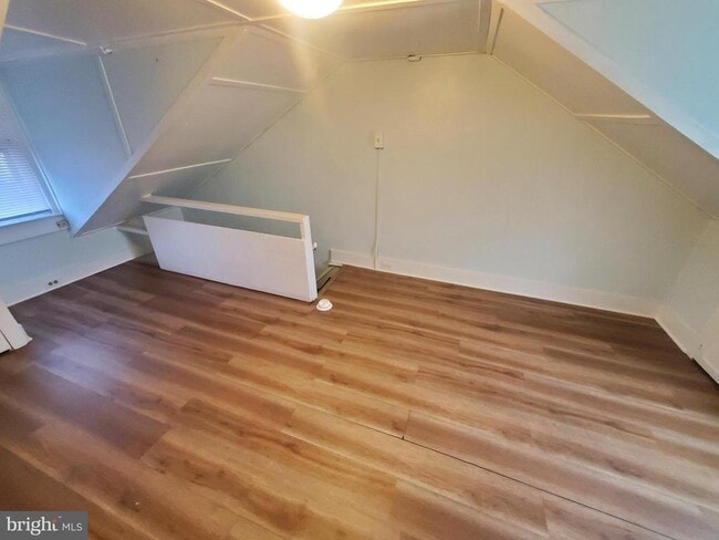 Building Photo - 423 Chapel Terrace