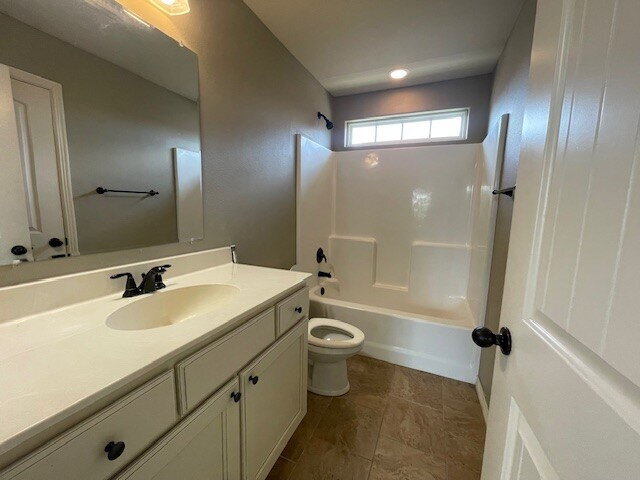 Building Photo - 537 N Keats Dr