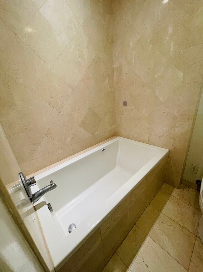 Master Bathroom - 1882 Pandora Ave