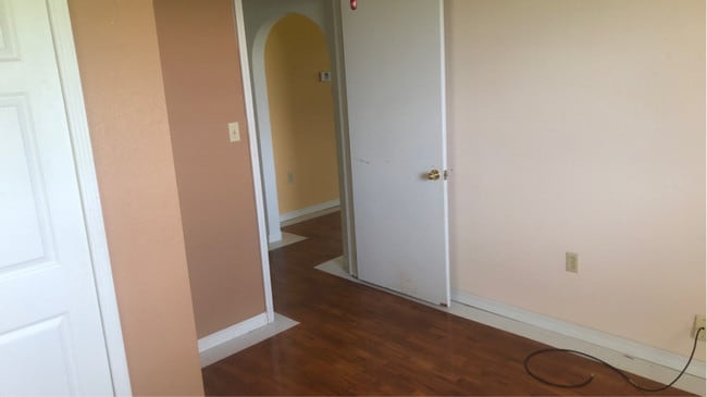 Building Photo - 12875 Galyean Rd