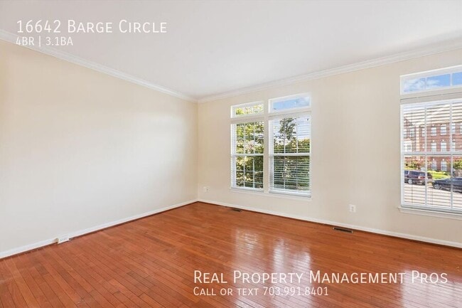 Building Photo - 16642 Barge Cir