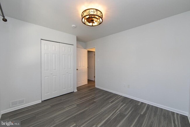 Building Photo - 363 Barton Run Blvd