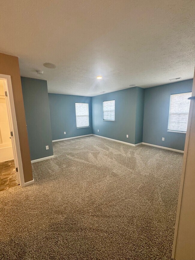 Building Photo - 2164 Sungold Ct