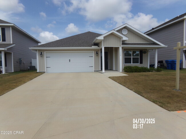 Primary Photo - 116 Ryder Ln