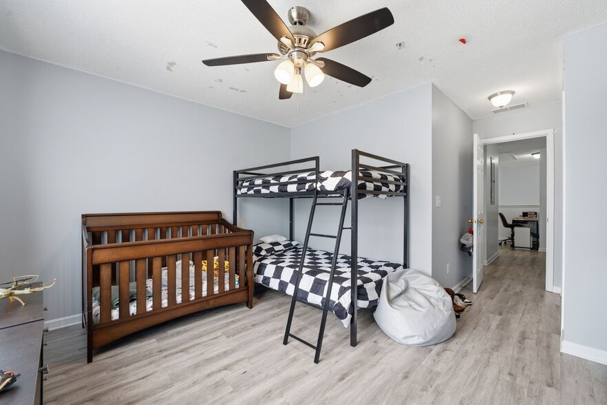 Building Photo - 166 Odyssey Turn NW