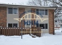 Building Photo - W170S7397 Parkland Dr