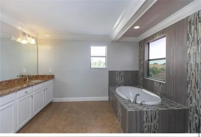 Building Photo - 6914 Quiet Creek Dr