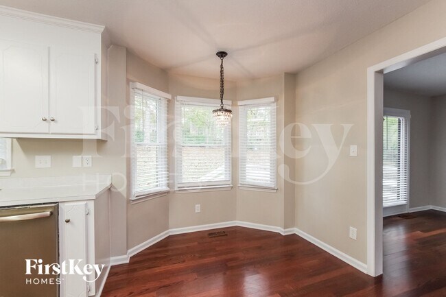 Building Photo - 145 Antelope Dr