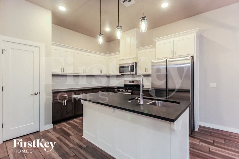 Building Photo - 3524 Upland Ridge Dr