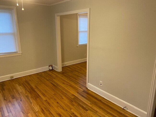 Building Photo - Rosewood Bungalow