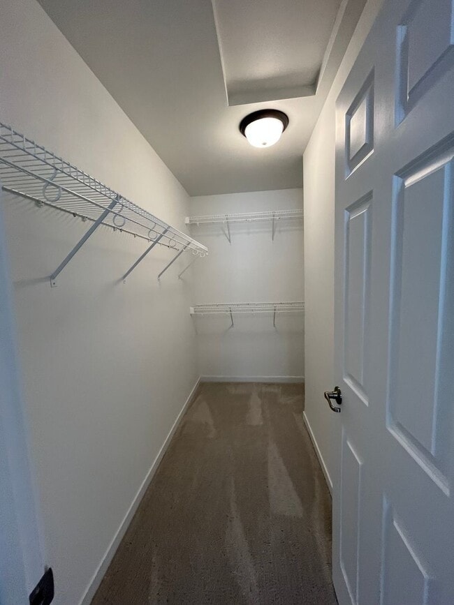 Building Photo - The Wilds Townhomes