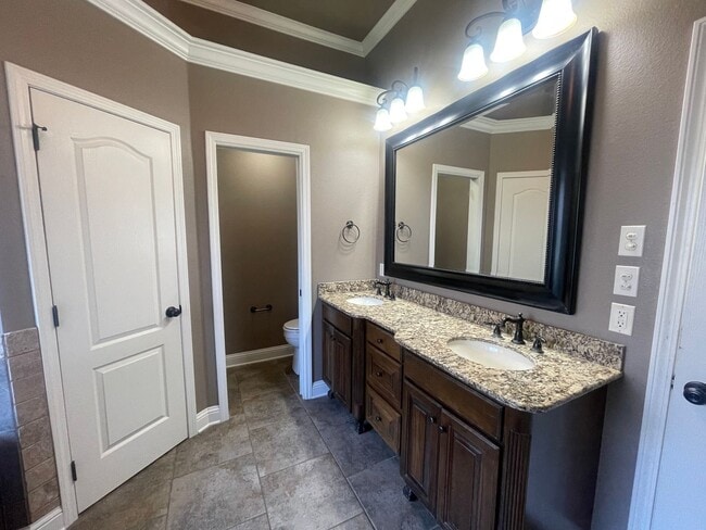 Building Photo - Gardens Of Southgate Beauty, Waiting for You!