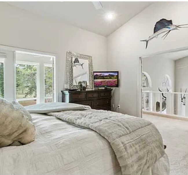 Building Photo - 10947 Palmetto Blvd