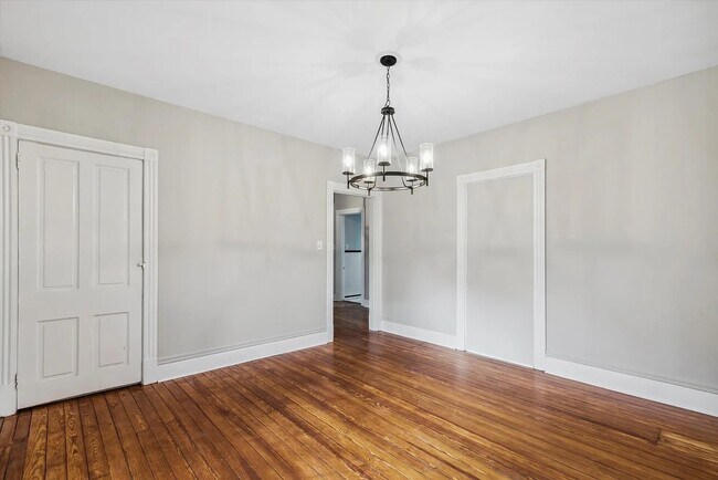 Living Room - 45 S Wyoming Ave