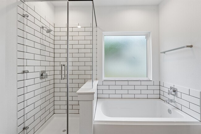 Building Photo - 14379 Sweet Mdw Trl