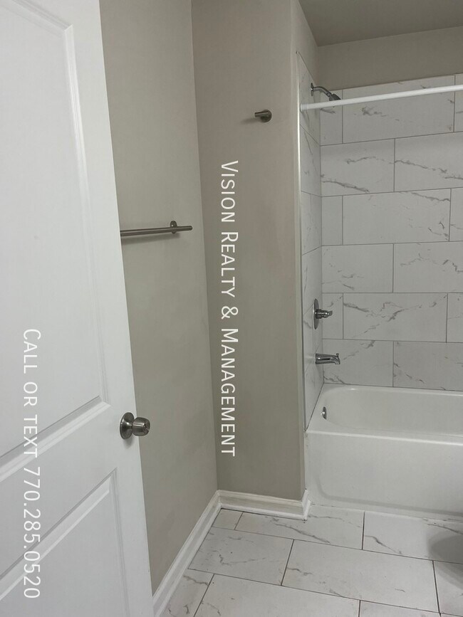 Building Photo - 8336 Triple Crown Dr