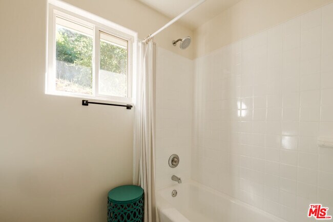 Building Photo - 800 N Topanga Canyon Blvd