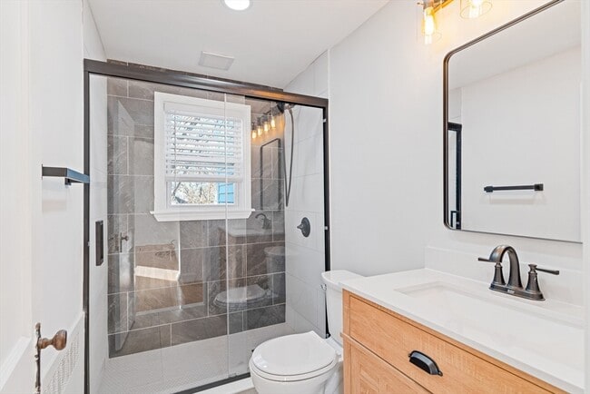 Building Photo - 126 Washington Ave