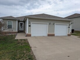 Building Photo - 9008 Landon Ln