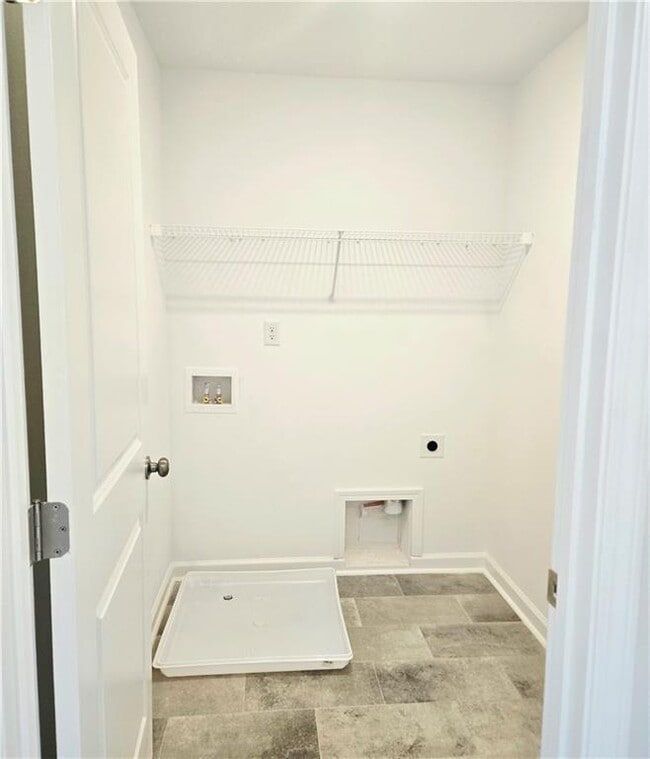Building Photo - 6234 Kenbrook Dr