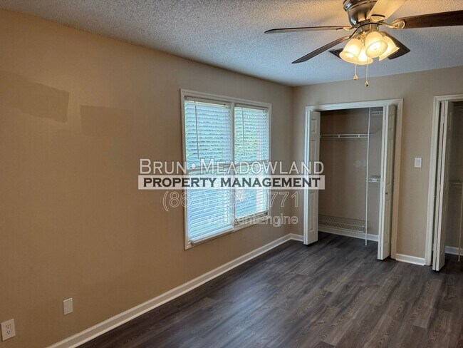 Building Photo - 10433 Raven Brook Ln