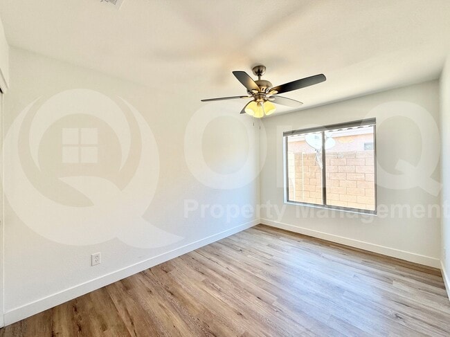 Building Photo - 14917 W Lamoille Dr