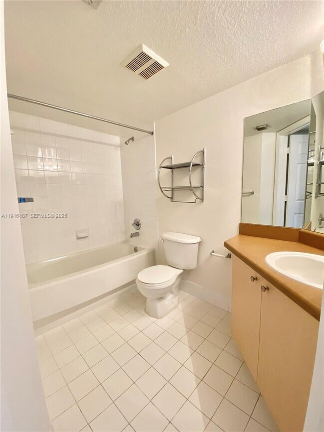 Building Photo - 4171 San Marino Blvd