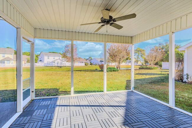 Building Photo - Walkerton Home