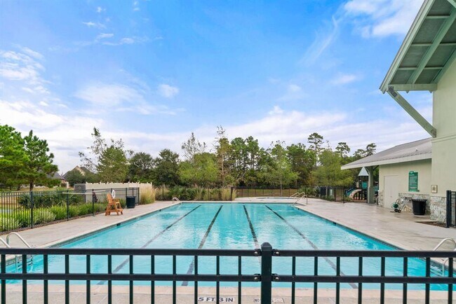 Building Photo - 17533 Rosette Grass Dr