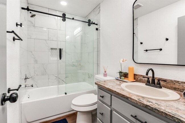 Building Photo - 8321 Breezewood Dr