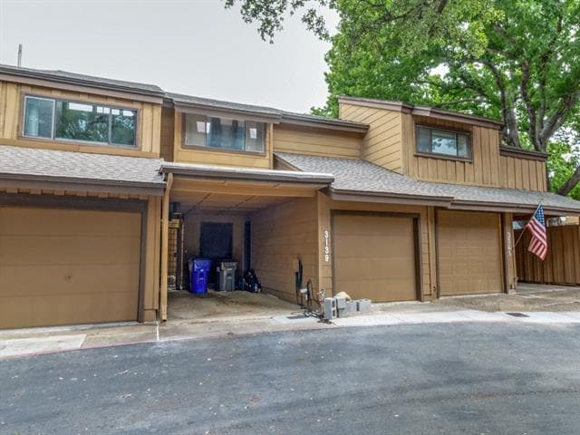 Building Photo - 3139 Golden Oak Ct