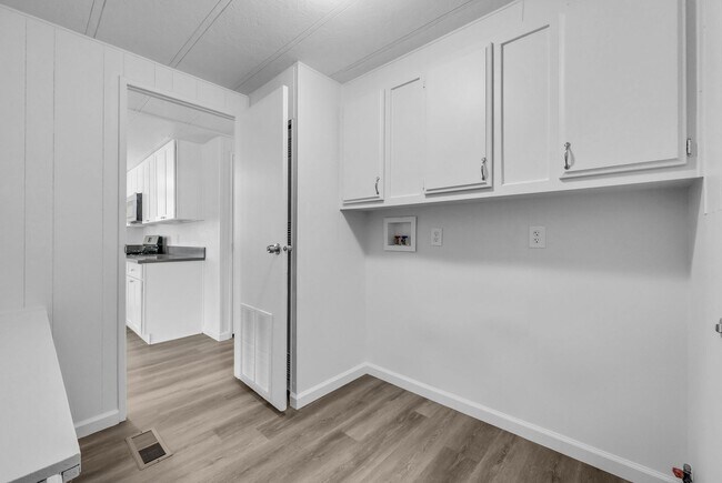 Building Photo - 22450 Norris Ln