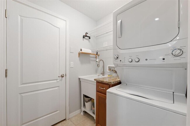 Building Photo - 18035 Arbor Crest Dr