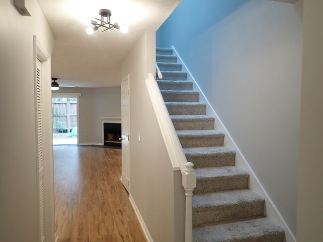 Building Photo - 6328 Wrightsville Ave