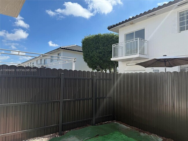 Building Photo - 7542 NW 175th St