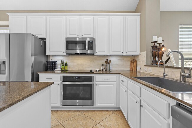 Building Photo - 2513 Kimberly Dawn Dr