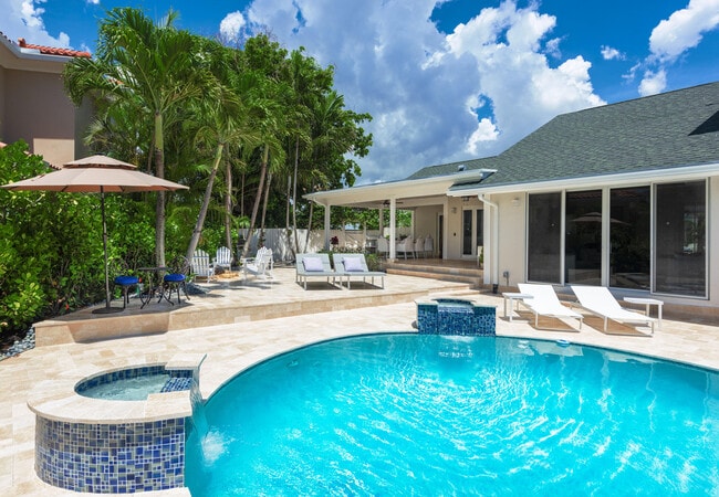 Building Photo - 3001 Jasmine Ct