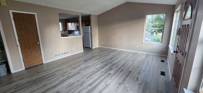 Building Photo - 4184 S Lewiston Cir