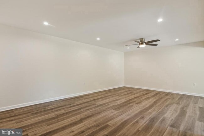 Building Photo - 15108 Calexico Ln