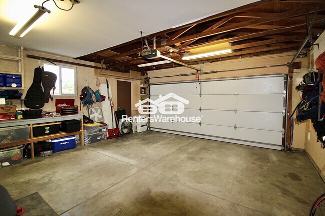 Building Photo - 1405 Abilene Dr