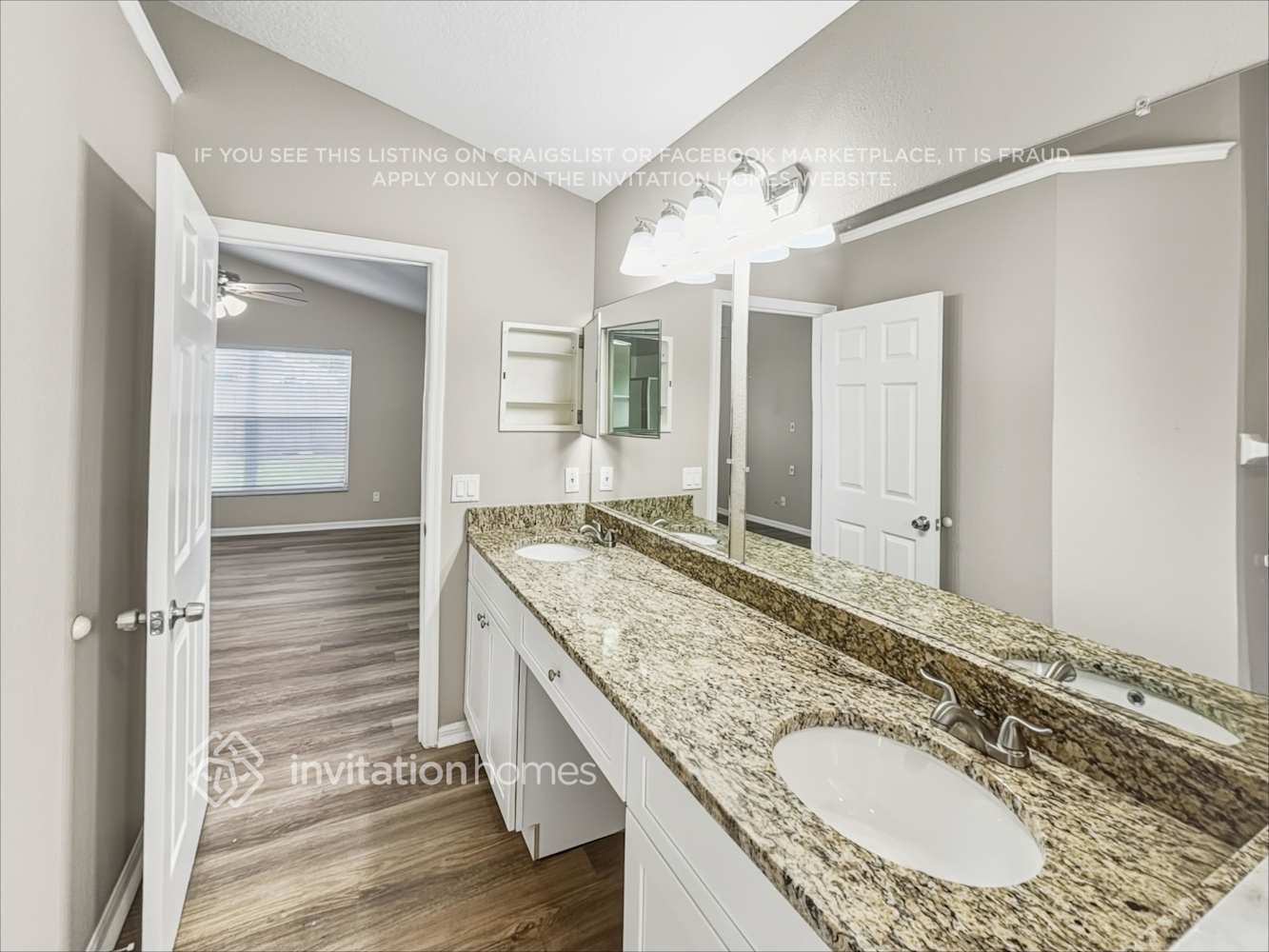Building Photo - 2515 Clareside Dr