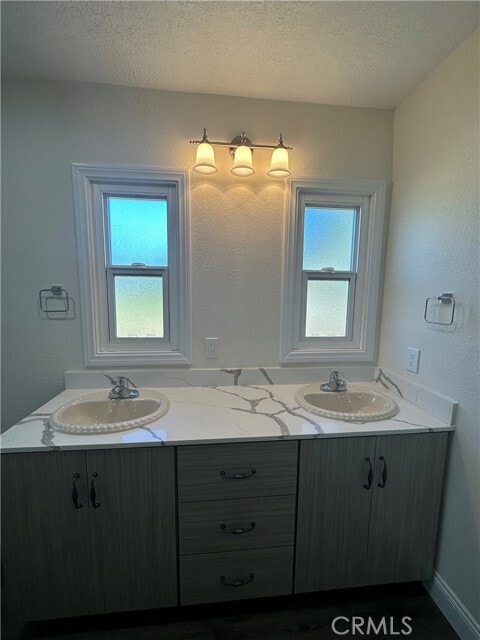 Building Photo - 128 Ashvale Dr