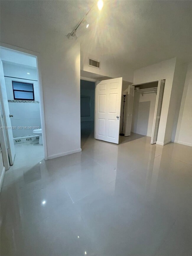 Building Photo - 2718 S University Dr