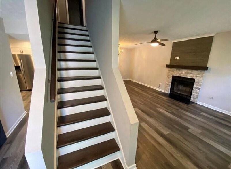 Building Photo - 2675 Wildflower Ln SW