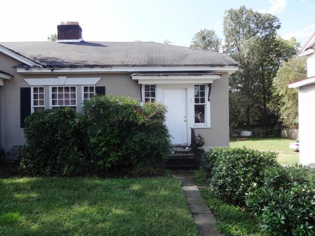 Primary Photo - 208 East Stone Avenue Unit 7