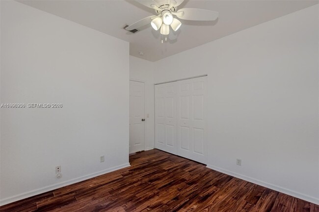 Building Photo - 1877 Aspen Ln