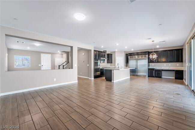 Building Photo - 454 Lost Horizon Ave