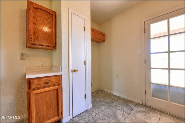 Building Photo - 7317 Desierto Rico Ave