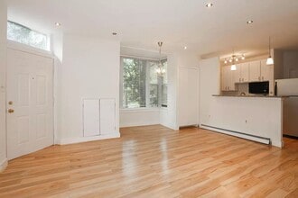 Building Photo - Wonderful Two Bed + Den West End Abode! Parking Available!