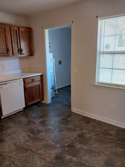 Building Photo - 9901 Hixson Pike